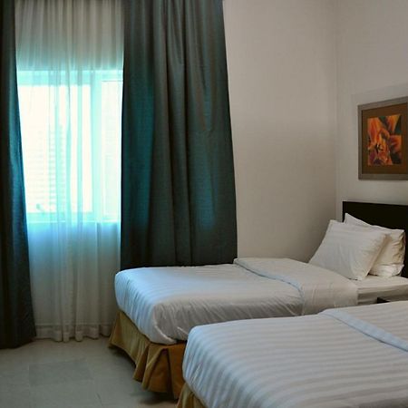 דובאי Care Holiday Homes Apartments Barsha Heights מראה חיצוני תמונה