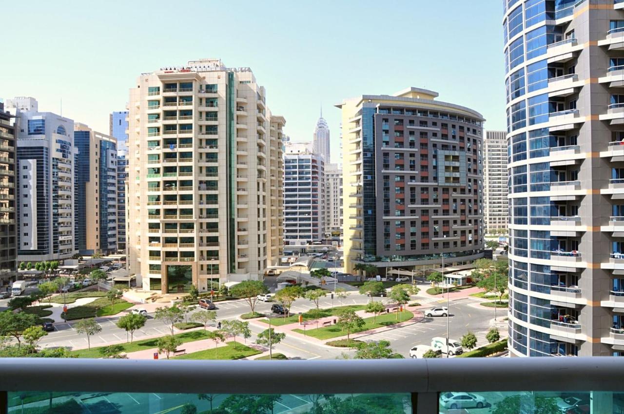 דובאי Care Holiday Homes Apartments Barsha Heights מראה חיצוני תמונה