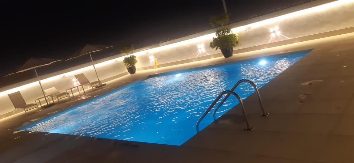 דובאי Care Holiday Homes Apartments Barsha Heights מראה חיצוני תמונה